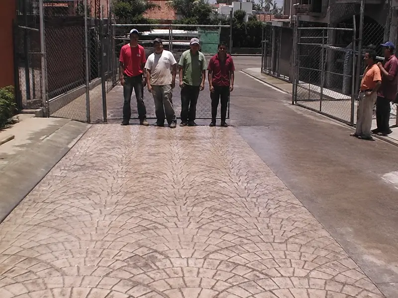 Paso 4 — Piso terminado concreto estampado SPG®